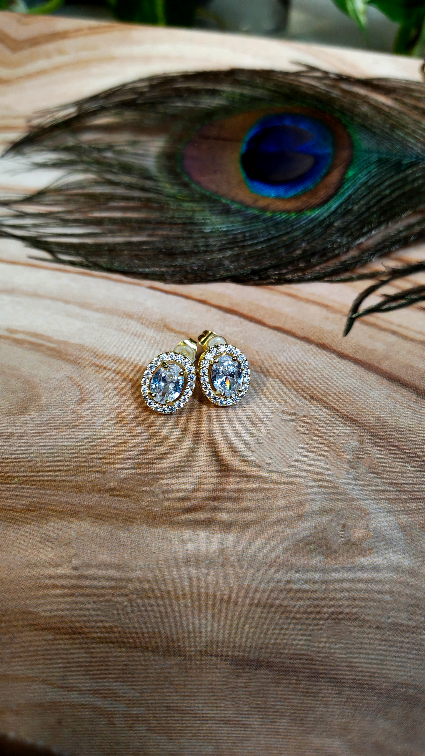 18K Gold-Plated Crystal Halo Stud Earings