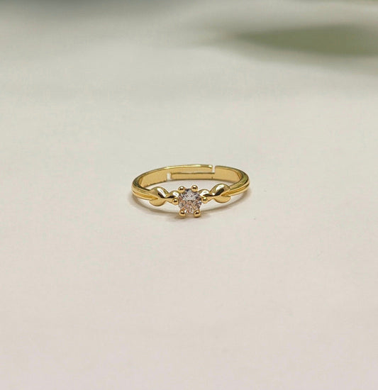 Gold-Plated Solitaire Twisted Band Ring