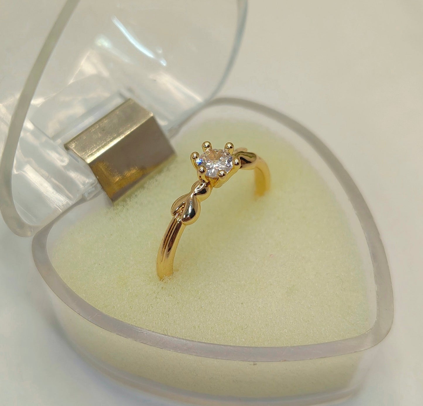 Gold-Plated Solitaire Twisted Band Ring