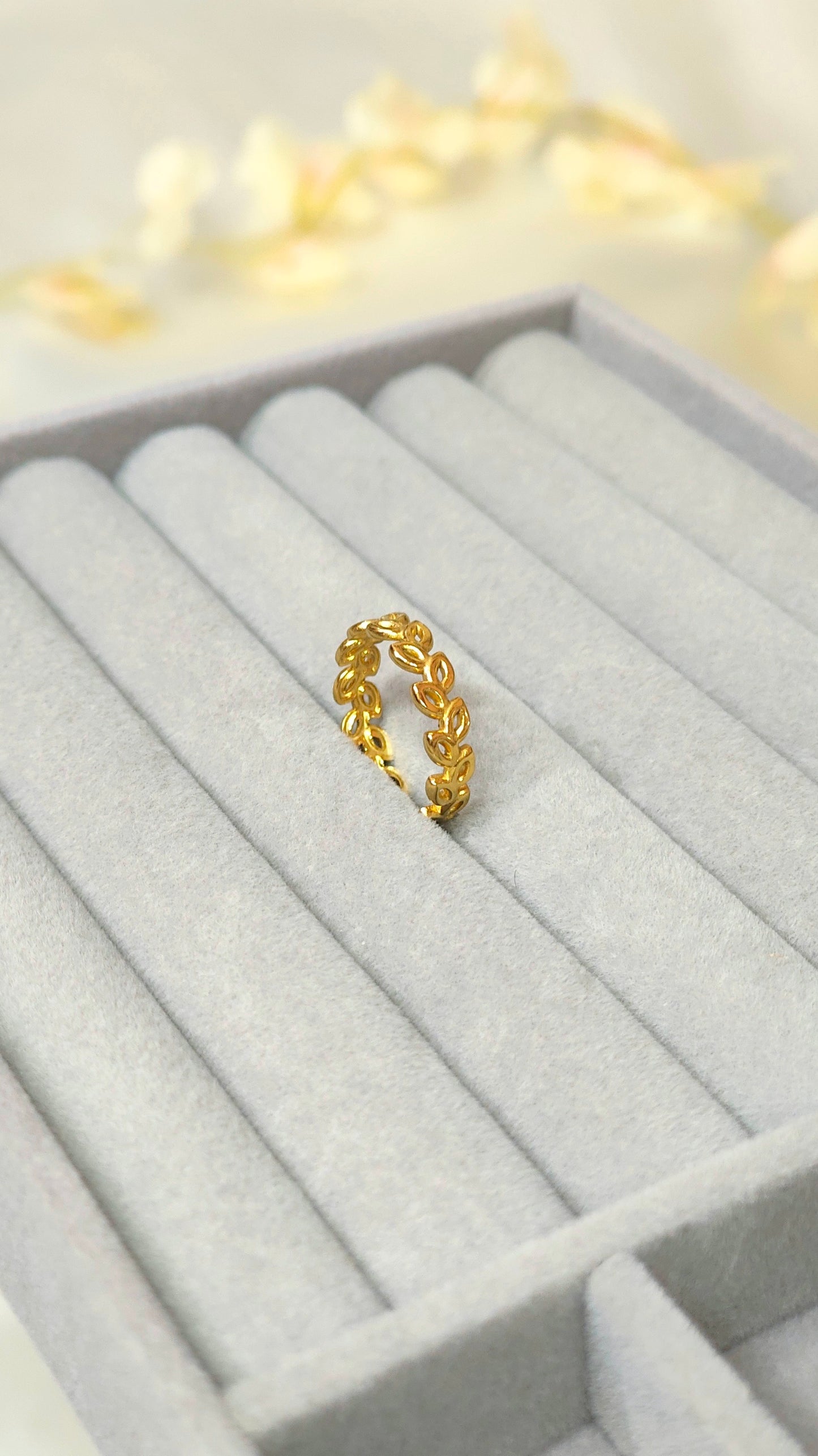 Leaf pattern anti tarnish gold plated ring