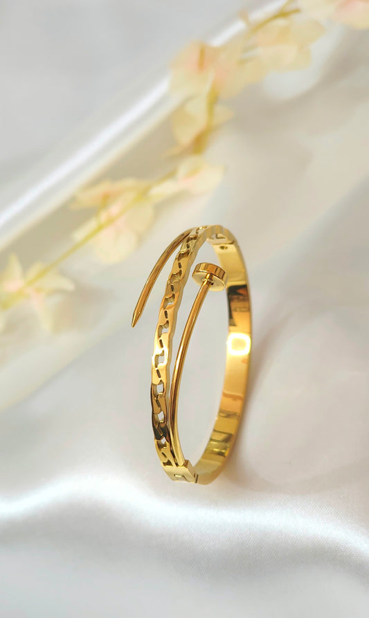 18K Gold-Plated Nail Motif Bracelet