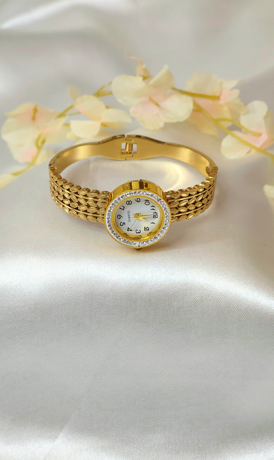 Elegant 18k Gold-Plated Bracelet Watch for Women