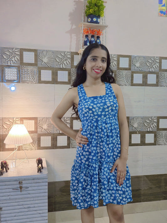 Stunning Blue Floral Midi Dress - Perfect for Every Occasion