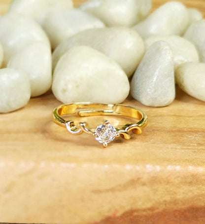Gold-Plated Solitaire Vine Motif Ring