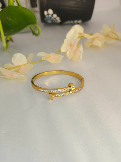 Anti-Tarnish Geometric Crystal-Studded Gold Bangle Bracelet for thin wrist Braclet
