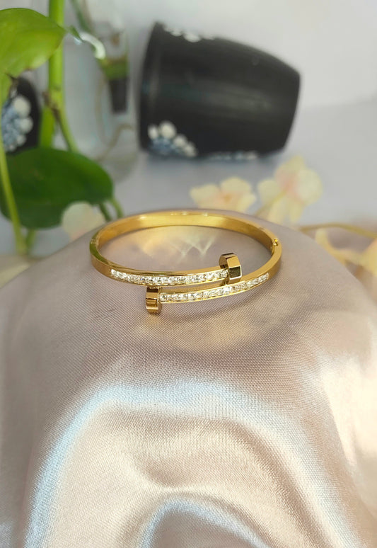 Anti-Tarnish Geometric Crystal-Studded Gold Bangle Bracelet for thin wrist Braclet