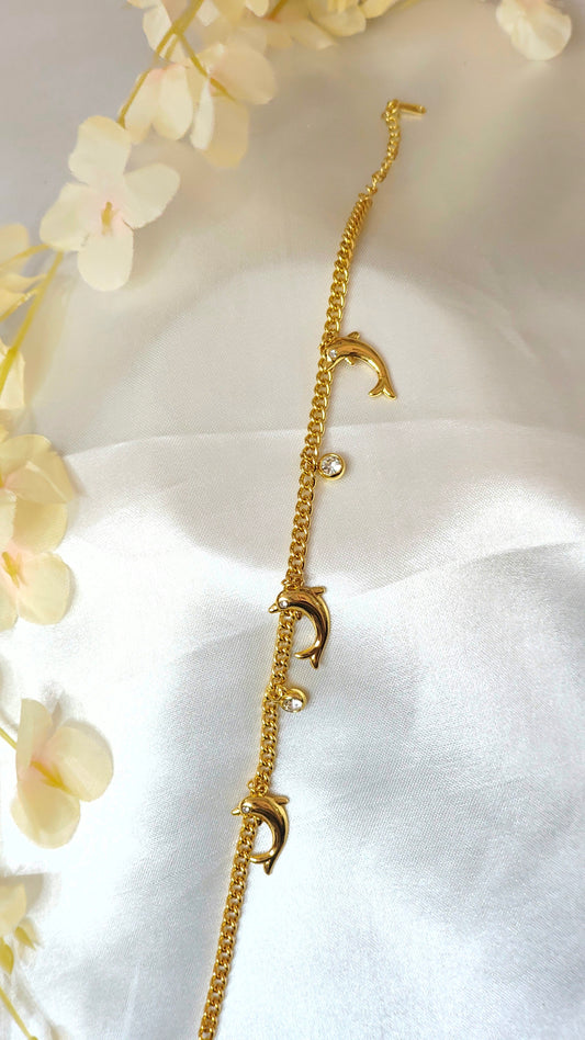 Dolphin Charm Gold Bracelet | 18K Gold Plated | Anti-Tarnish
