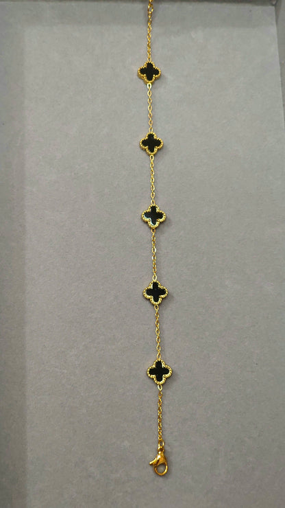 Anti-Tarnish Clover Motif Gold Bracelet | 18K Gold Plated
