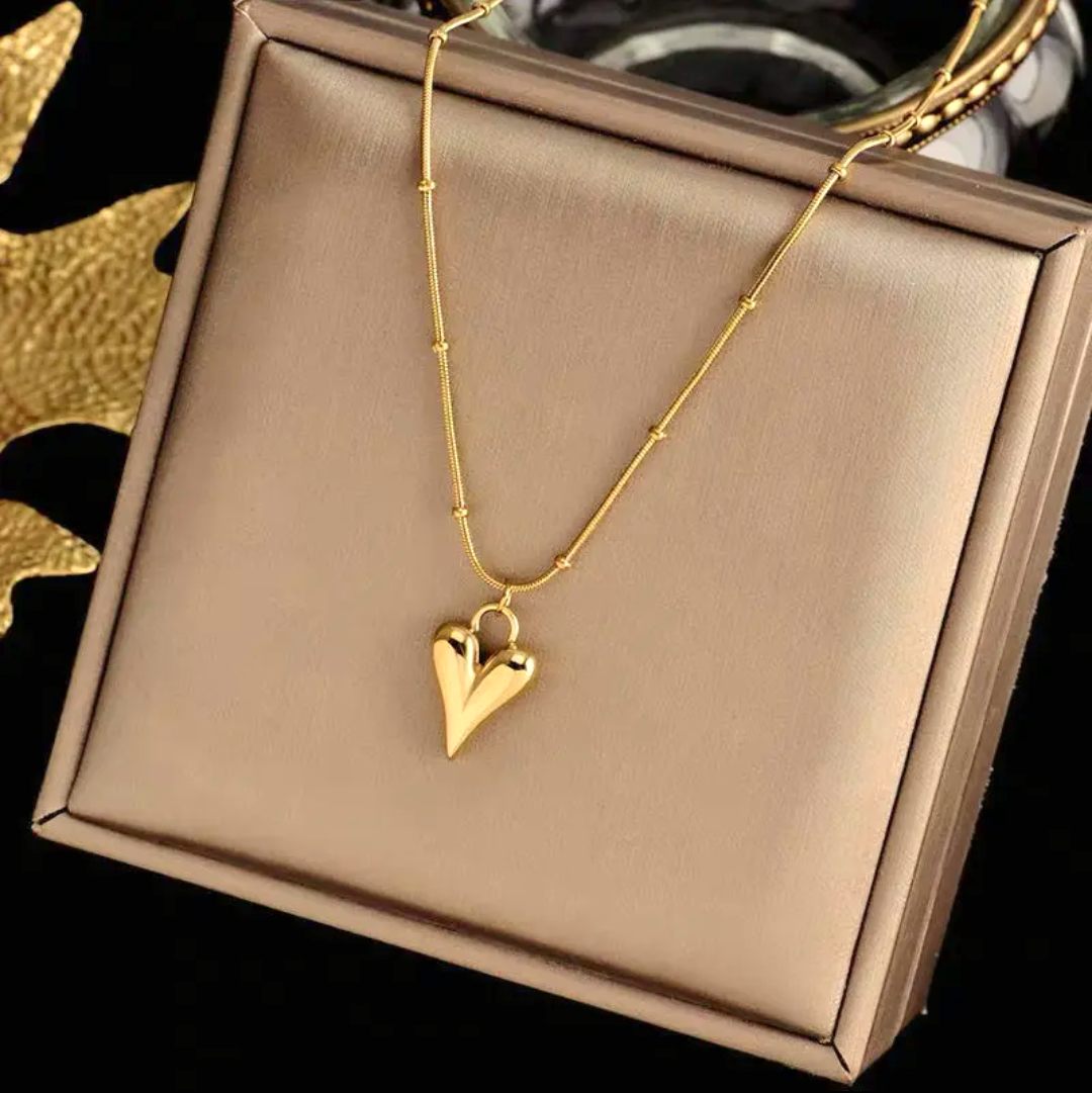 Anti-Tarnish Gold Heart Pendant Necklace