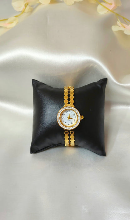 Elegant 18K Gold-Plated antitarnish Watch Bracelet