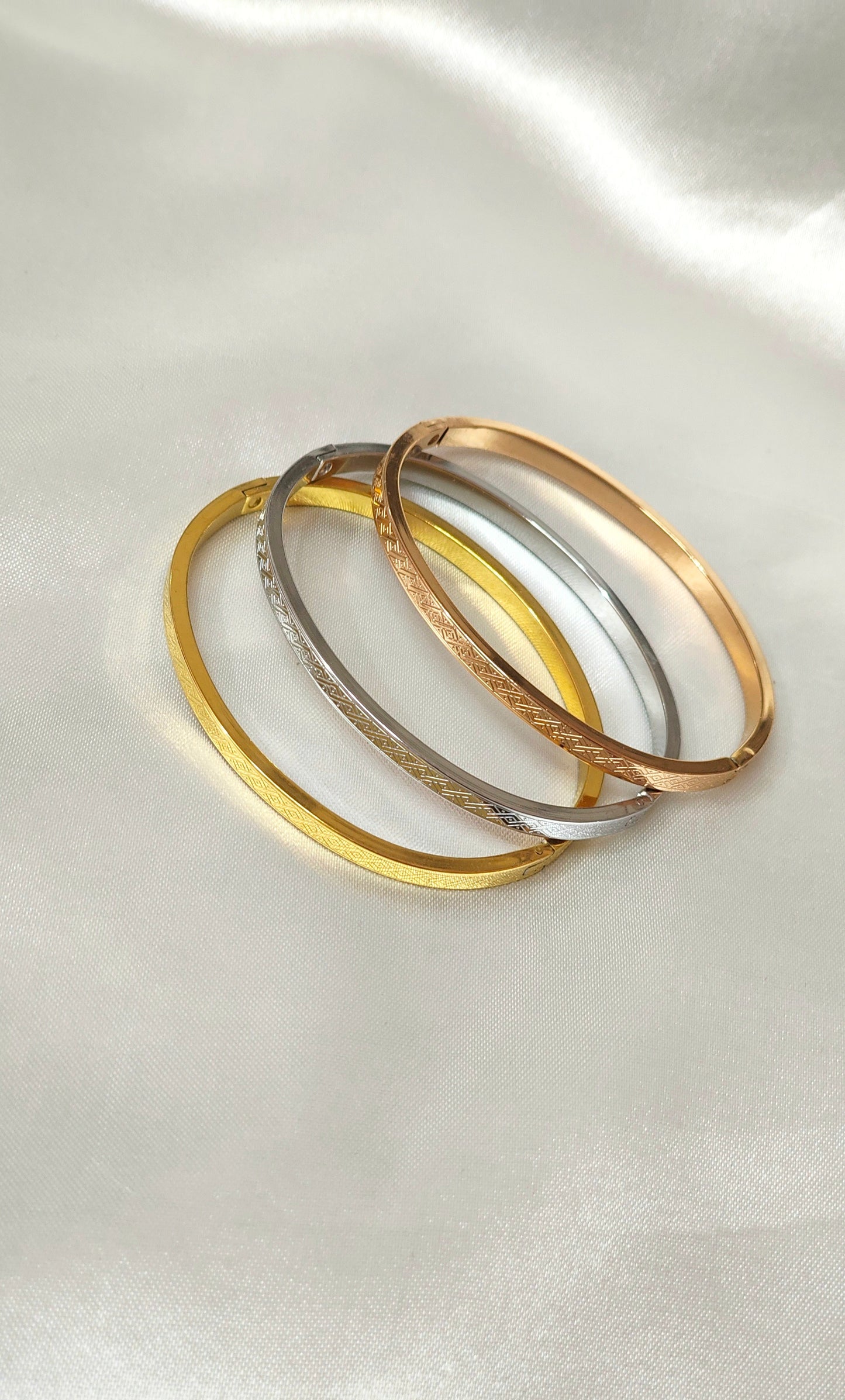 Anti tarnish Gold-Plated Geometric bracelet