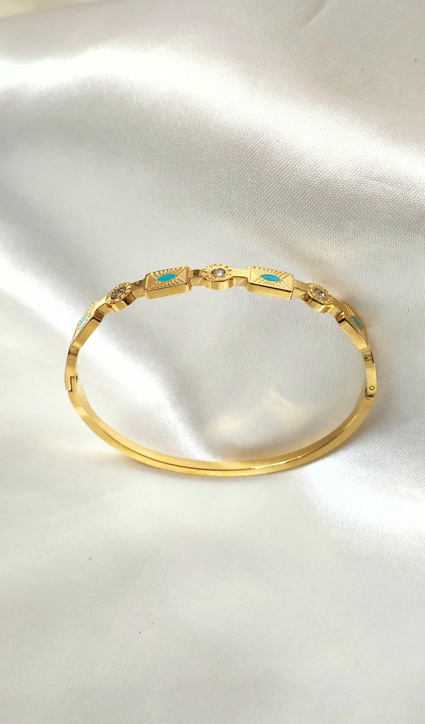 Enamel Studded antitarnish Gold-Plated Bracelet