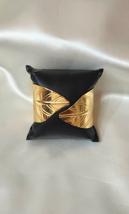 Anti tarnish Gold-Plated Leaf Cuff Bracelet