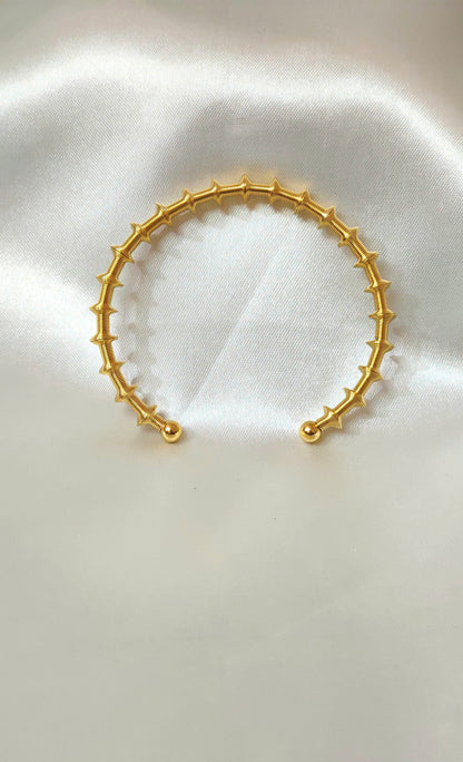 Antitarnish Gold-Plated Textured Open Cuff Bracelet