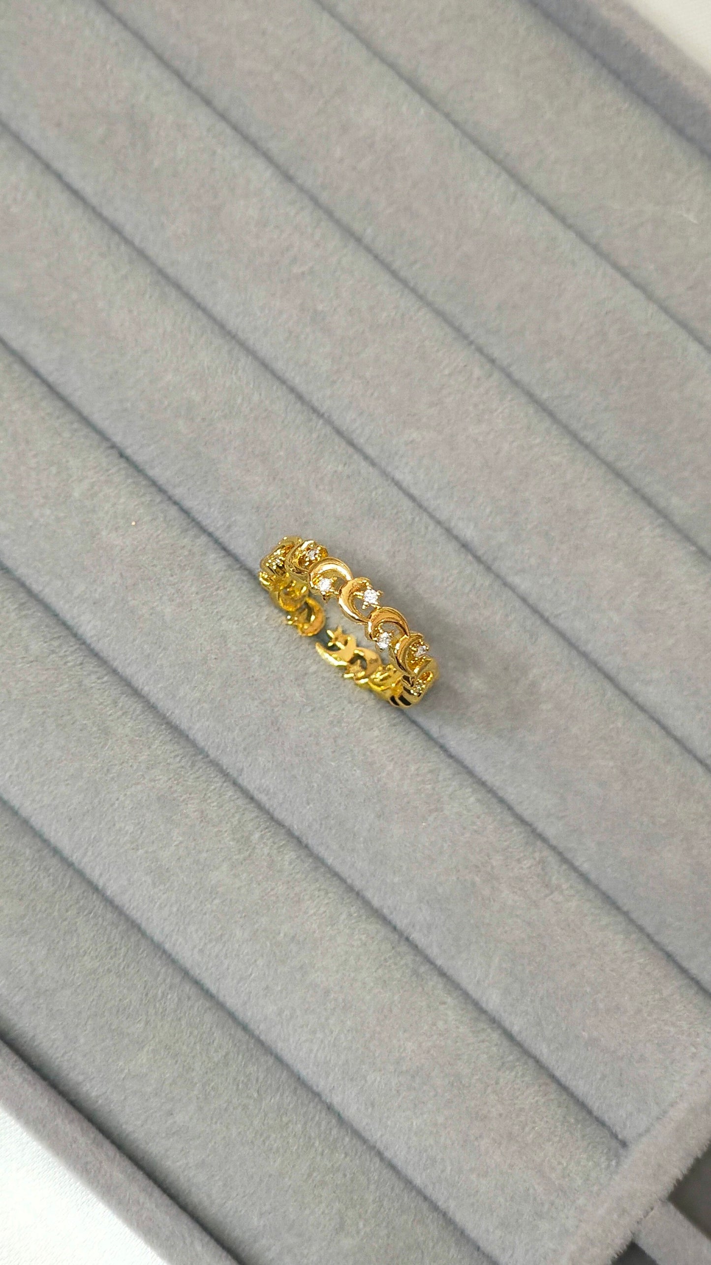 Star & moon pattern anti tranish gold plated ring