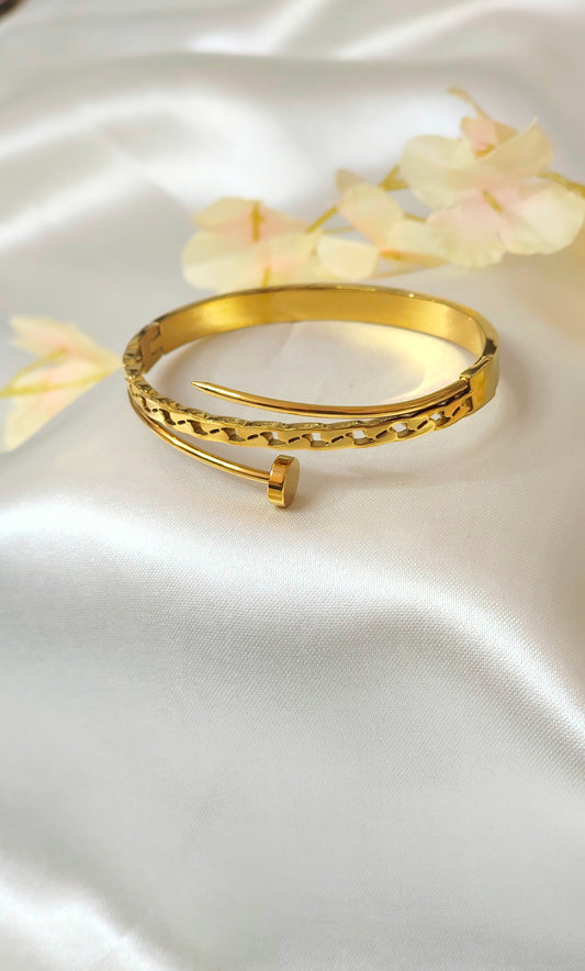 18K Gold-Plated Nail Motif  Bracelet