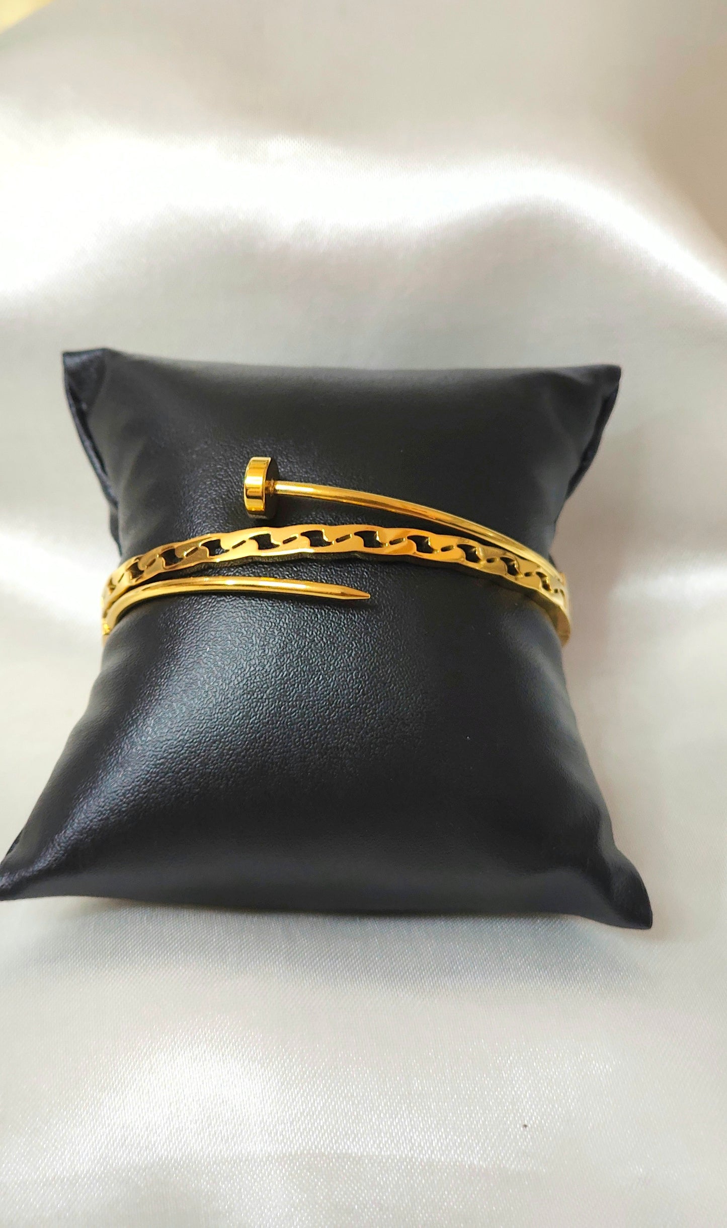 18K Gold-Plated Nail Motif  Bracelet